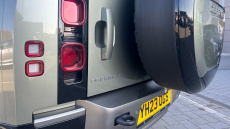 Land Rover Defender 3.0 D300 X-Dynamic SE 110 5dr Auto Diesel Estate